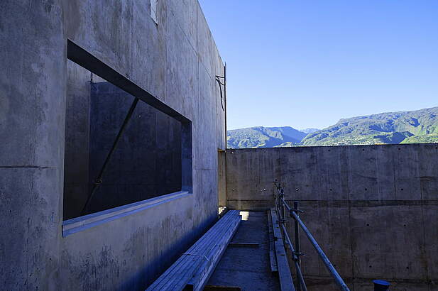 chantier Decathlon beton teralta La Reunion